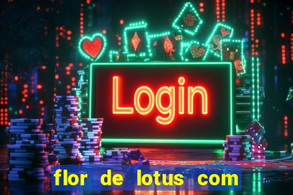 flor de lotus com lua tatuagem